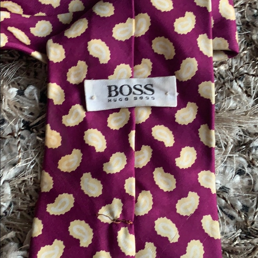 Hugo Boss tie - Picture 6 of 6